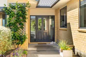 5 Ormrod Grove, Riverstone Terraces