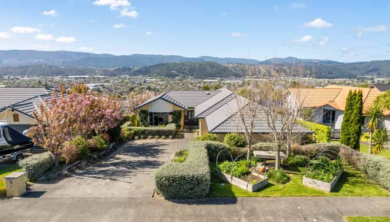 5 Ormrod Grove, Riverstone Terraces