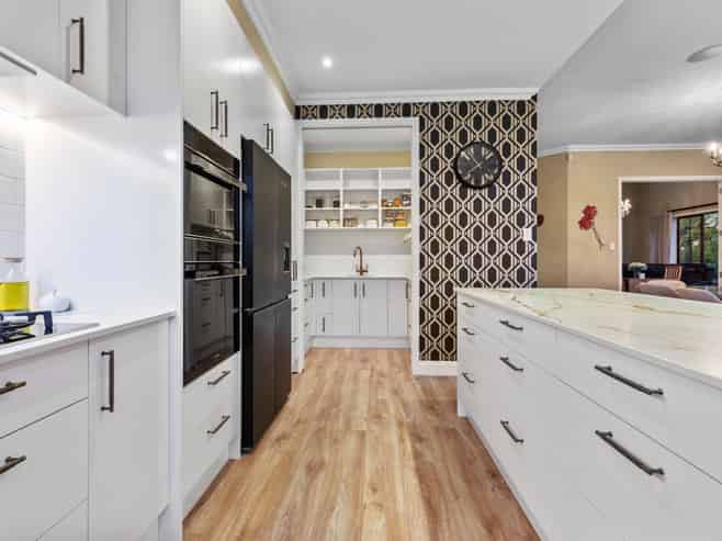 166 Oriental Parade, Papamoa