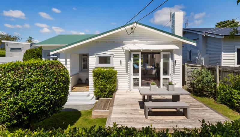 17 Linwood Avenue, Mount Albert