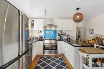 14 Charis Lane, Wellsford