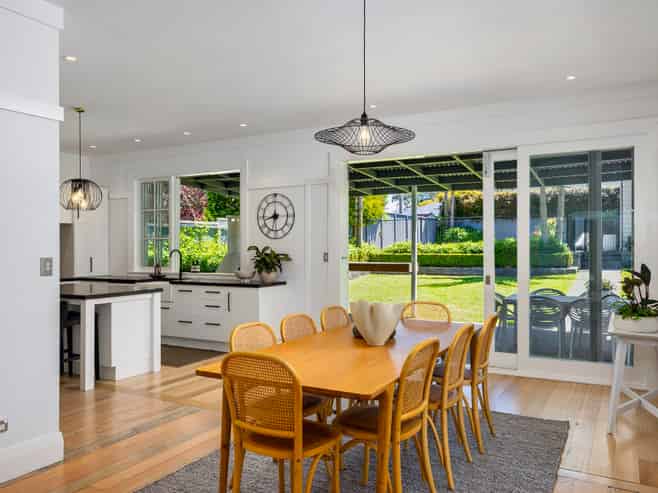 1 Douglas Avenue, Mount Albert