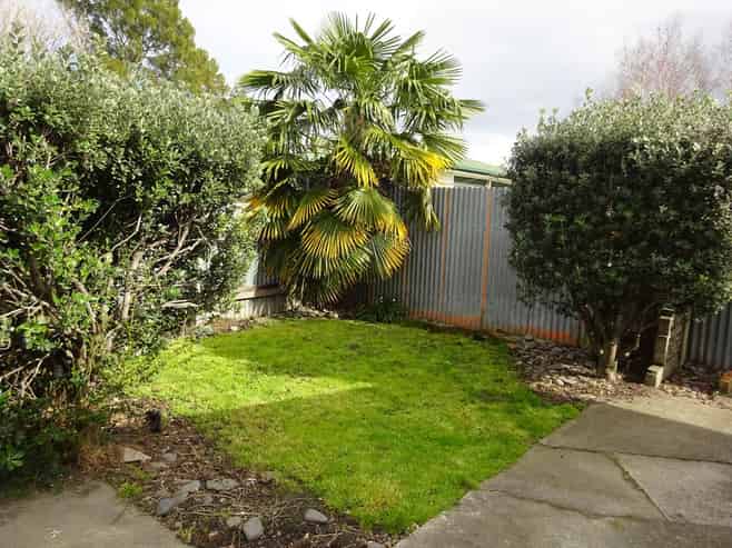 2/1102 Williams Street , Mahora