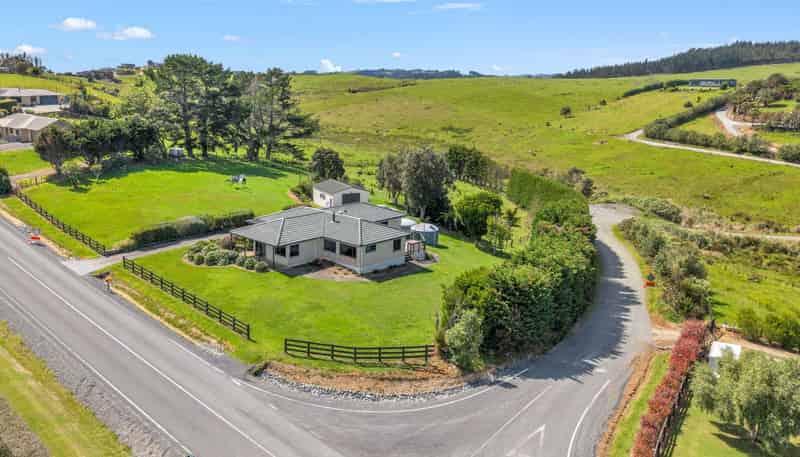 13 Taipa View Road, Taipa