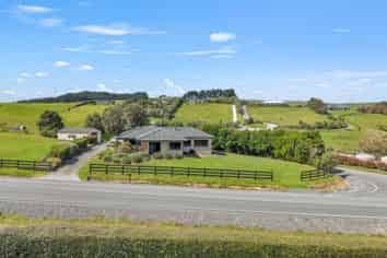 13 Taipa View Road, Taipa