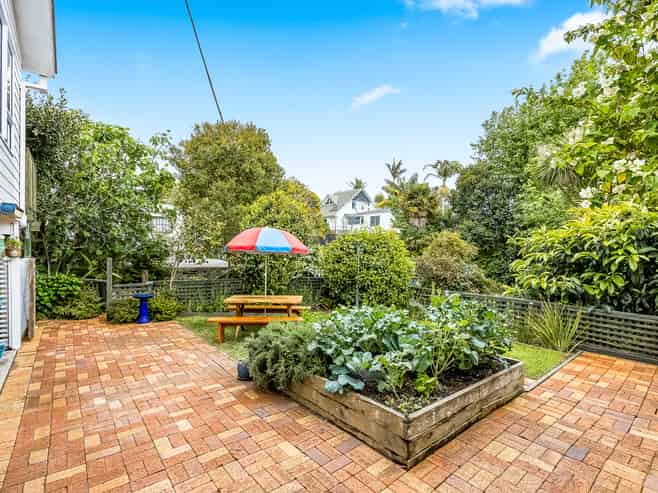 155 Hutchinson Avenue, New Lynn