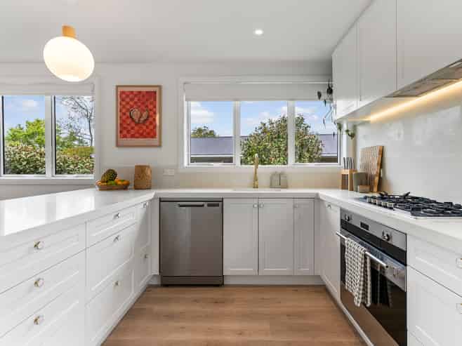 51 Sycamore Drive, Sunnynook