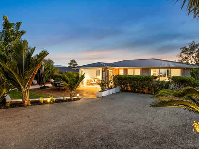 51 Sycamore Drive, Sunnynook