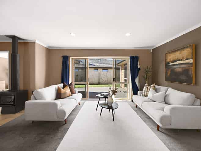 45 Stoneleigh Drive, Chartwell