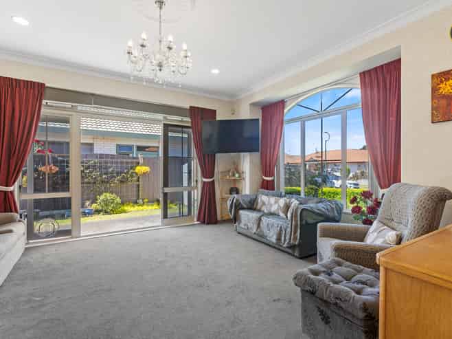 36 Crichton Terrace, Mount Maunganui