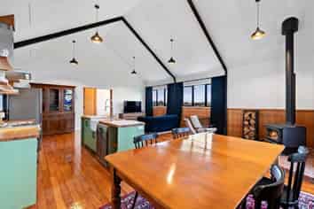 26 Pitt Street, Riverton