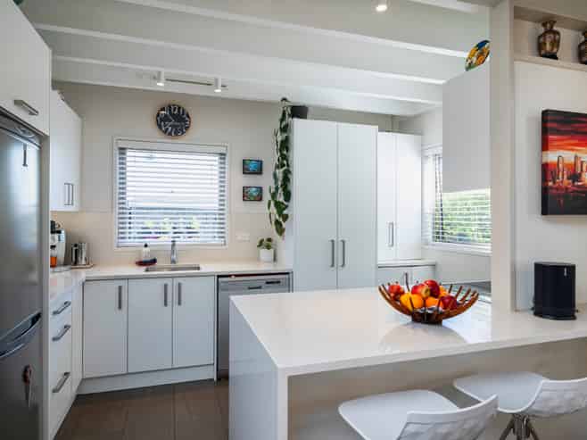 2/5 Wesley Avenue, Mount Albert