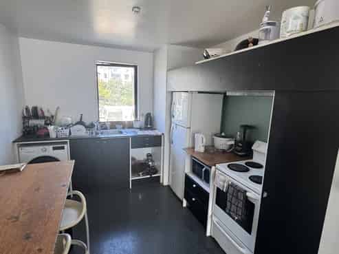 Room 4 4/3 King Street, Mount Cook
