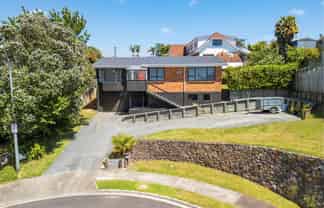 37 Glenn Terrace, Otumoetai