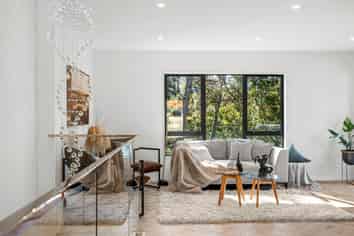 5A  Saddleback Rise, Murrays Bay