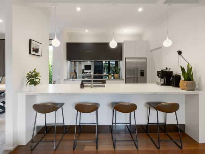 703 River Road, Chartwell