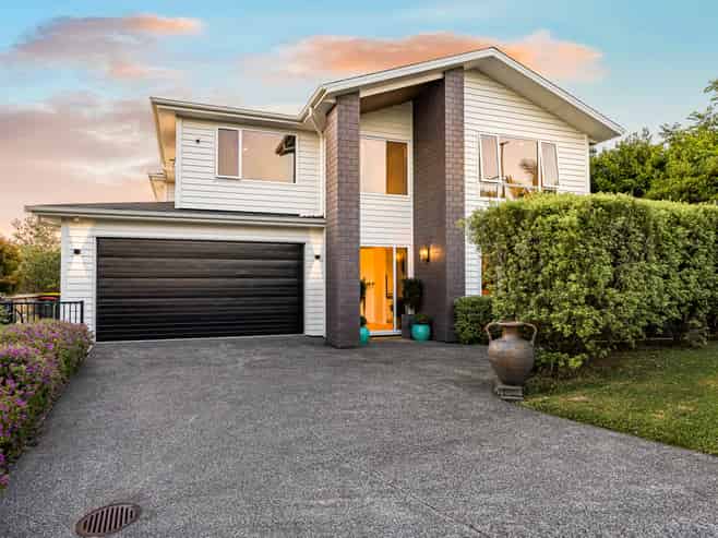 44 Boocock Crescent, Orewa