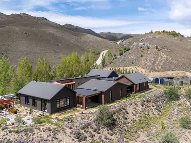 120 Pigeon Rock Road, Cromwell