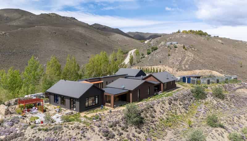 120 Pigeon Rock Road, Cromwell