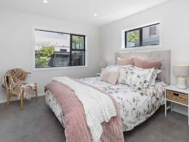 2/45 Berry Street, Saint Albans