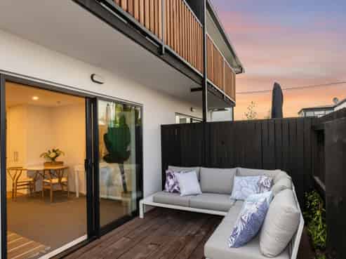 2/45 Berry Street, Saint Albans