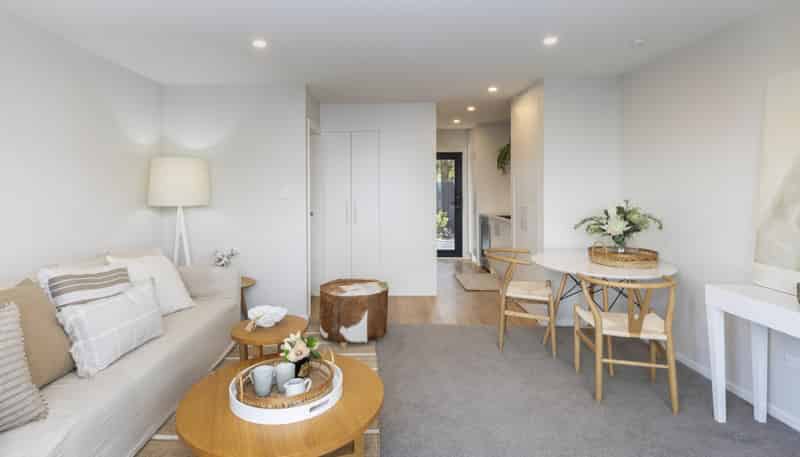 2/45 Berry Street, Saint Albans