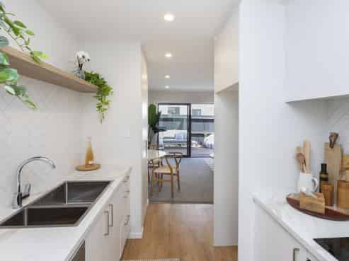 2/45 Berry Street, Saint Albans