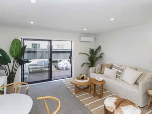 2/45 Berry Street, Saint Albans