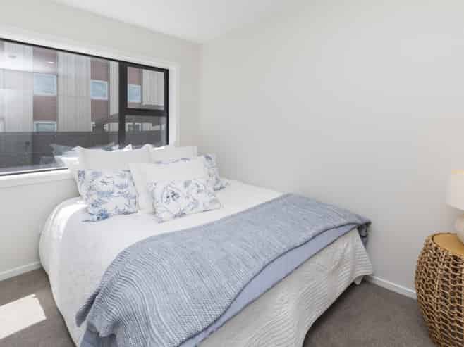 2/45 Berry Street, Saint Albans