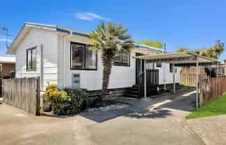 2/9 Porchester Road, Papakura