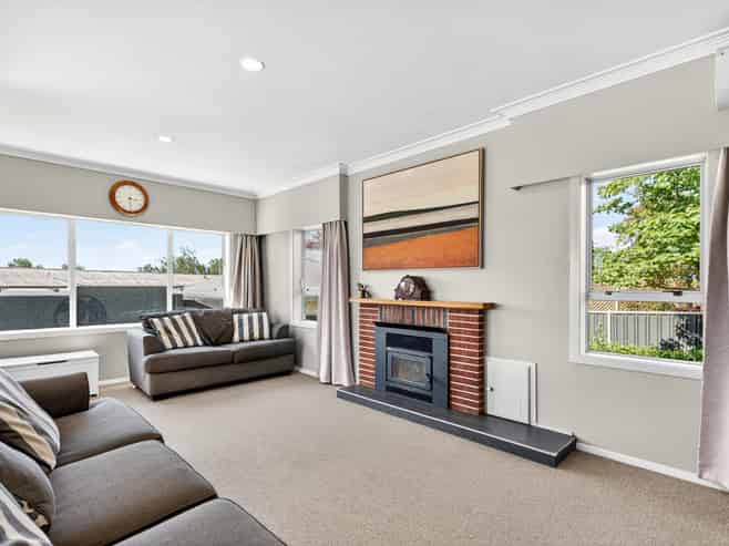 16 Brookvale Road, Havelock North