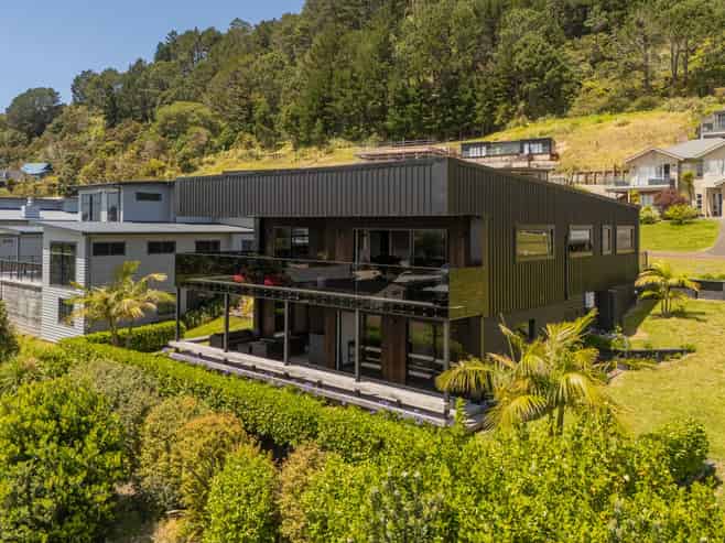 7 Panorama Parade, Pauanui