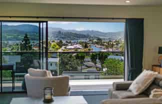 7 Panorama Parade, Pauanui