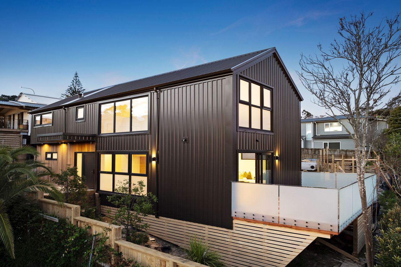 394 East Coast Road, Sunnynook, North Shore City - For Sale -  realestate.co.nz