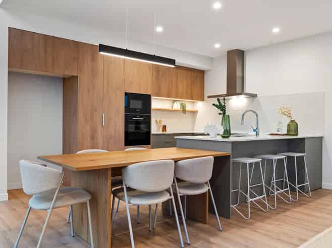 394 East Coast Road, Sunnynook