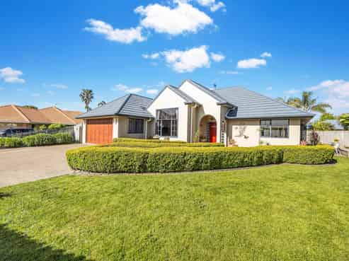 63 Lothian Brae, Wattle Downs