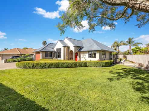 63 Lothian Brae, Wattle Downs