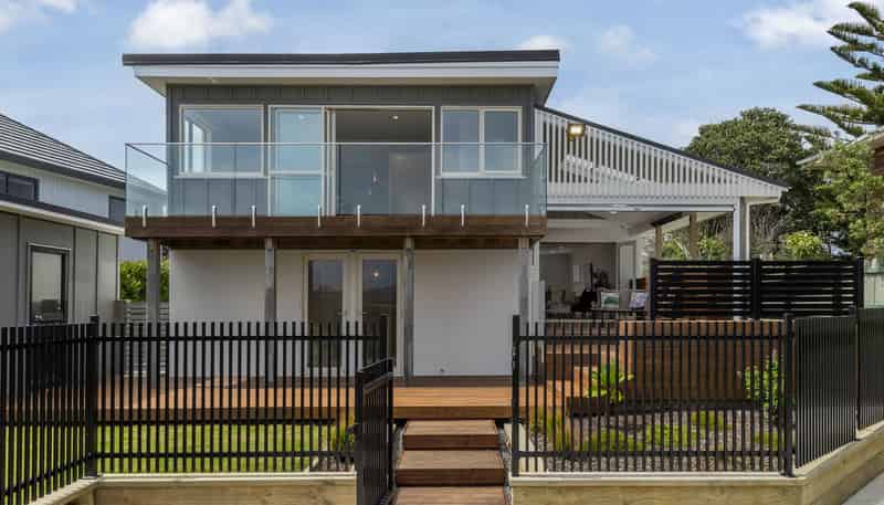 169 Manly Street, PARAPARAUMU BEACH