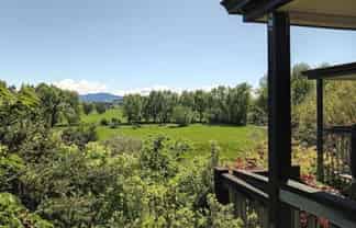 1692b Cust Road, Cust