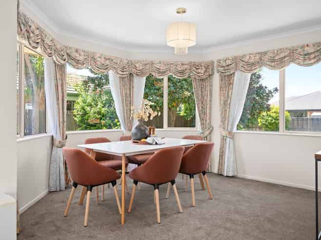 22 Cairns Crescent, Rototuna