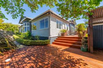 29 Woodlands Road, Parkside