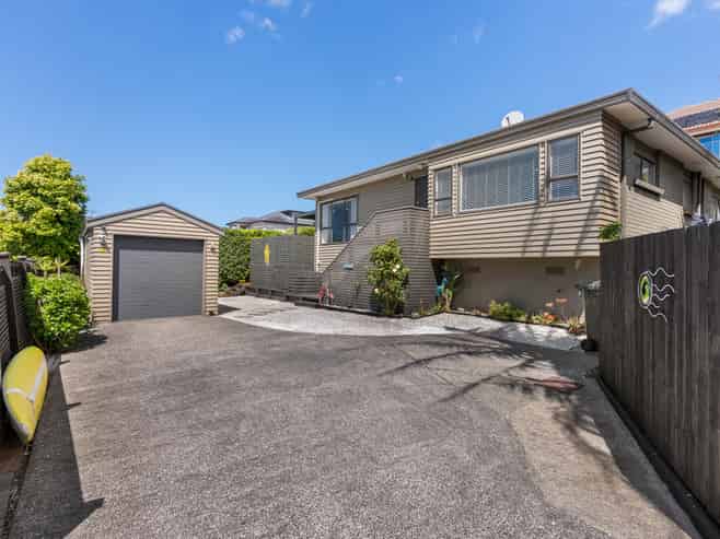 2/36 Browns Bay Road, Rothesay Bay