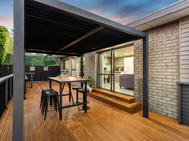 2/36 Browns Bay Road, Rothesay Bay