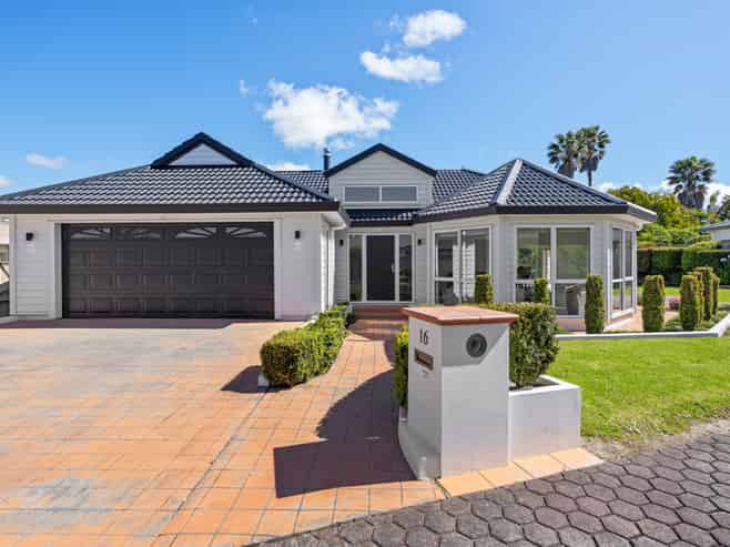 16 Waru Nui Court, Orewa