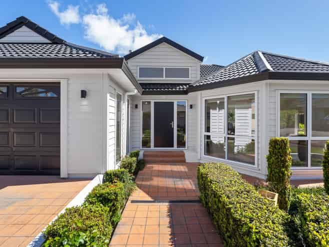 16 Waru Nui Court, Orewa
