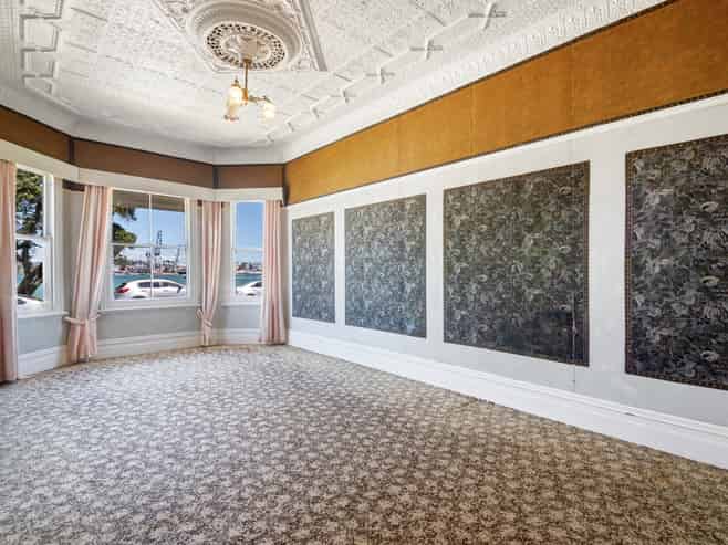 27 Queens Parade, Devonport