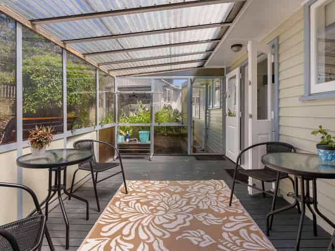 70 Fairclough Road, Beach Haven