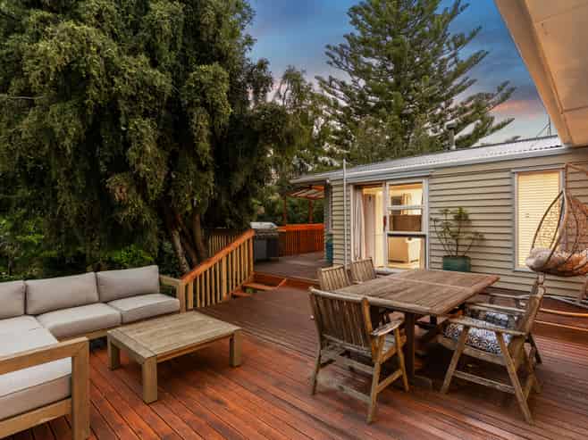 70 Fairclough Road, Beach Haven