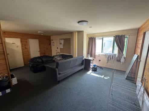 Room 1 11/22 Sussex Street, Mount Cook