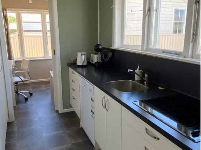 7 Bowling Road, Greenmeadows